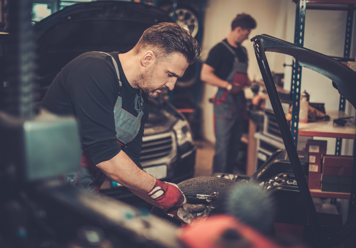 Looking For Mechanic – Bucaro Brothers Auto Care