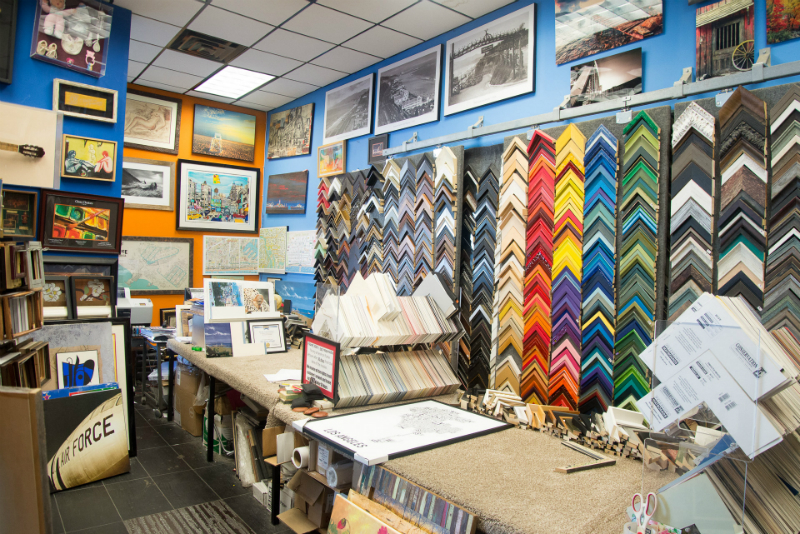 Choose Custom Frames in Los Angeles