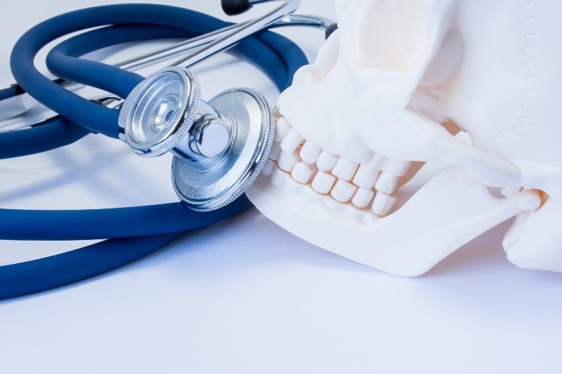 High Point Dental Offers Dental Implants Therapy In Mississauga.
