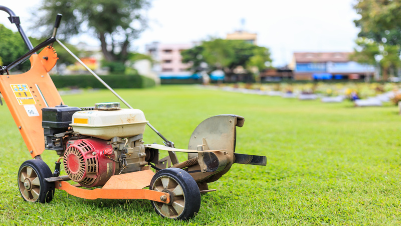 Prairiecoast Equipment Offers Lawn Mower For Sale In Kelowna