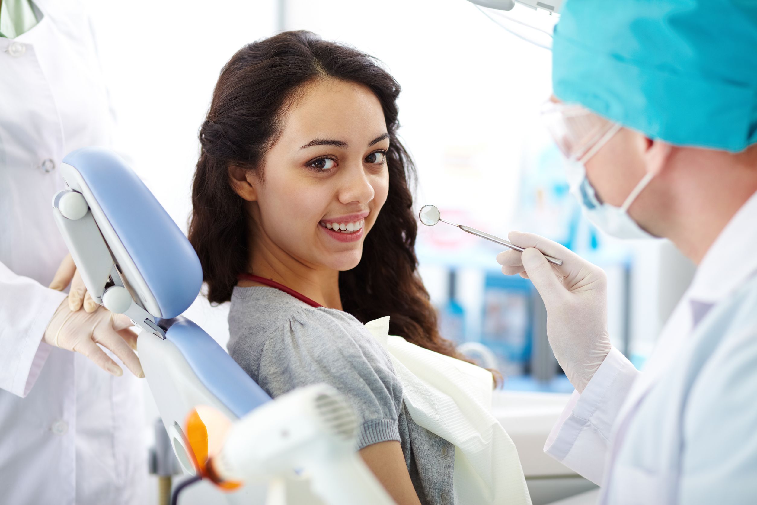 Discover Expert Dental Implants in Pembroke Pines at Dental Clinique