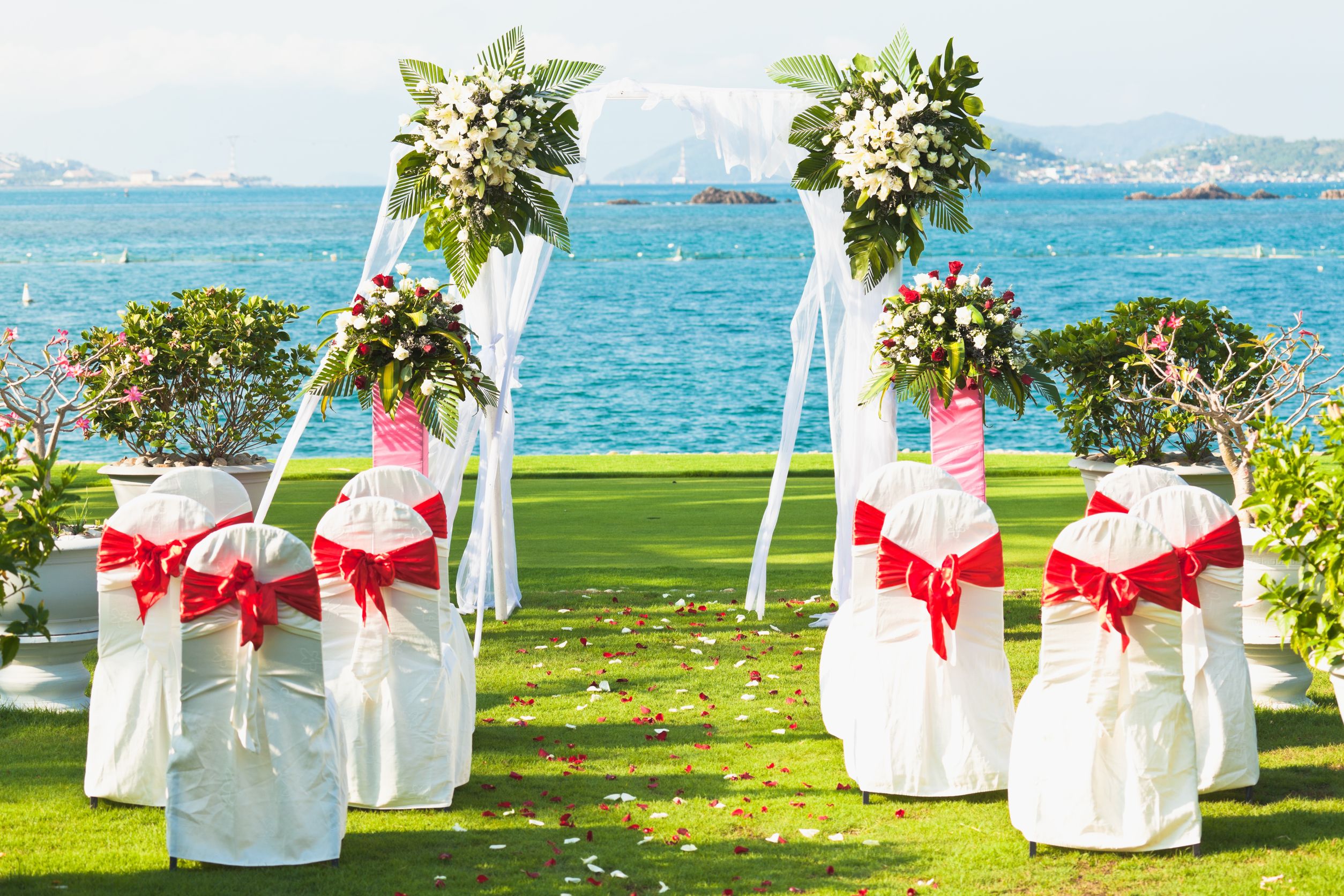 Elegant Wedding Venues with Accommodation in Victoria by The Trawool Estate