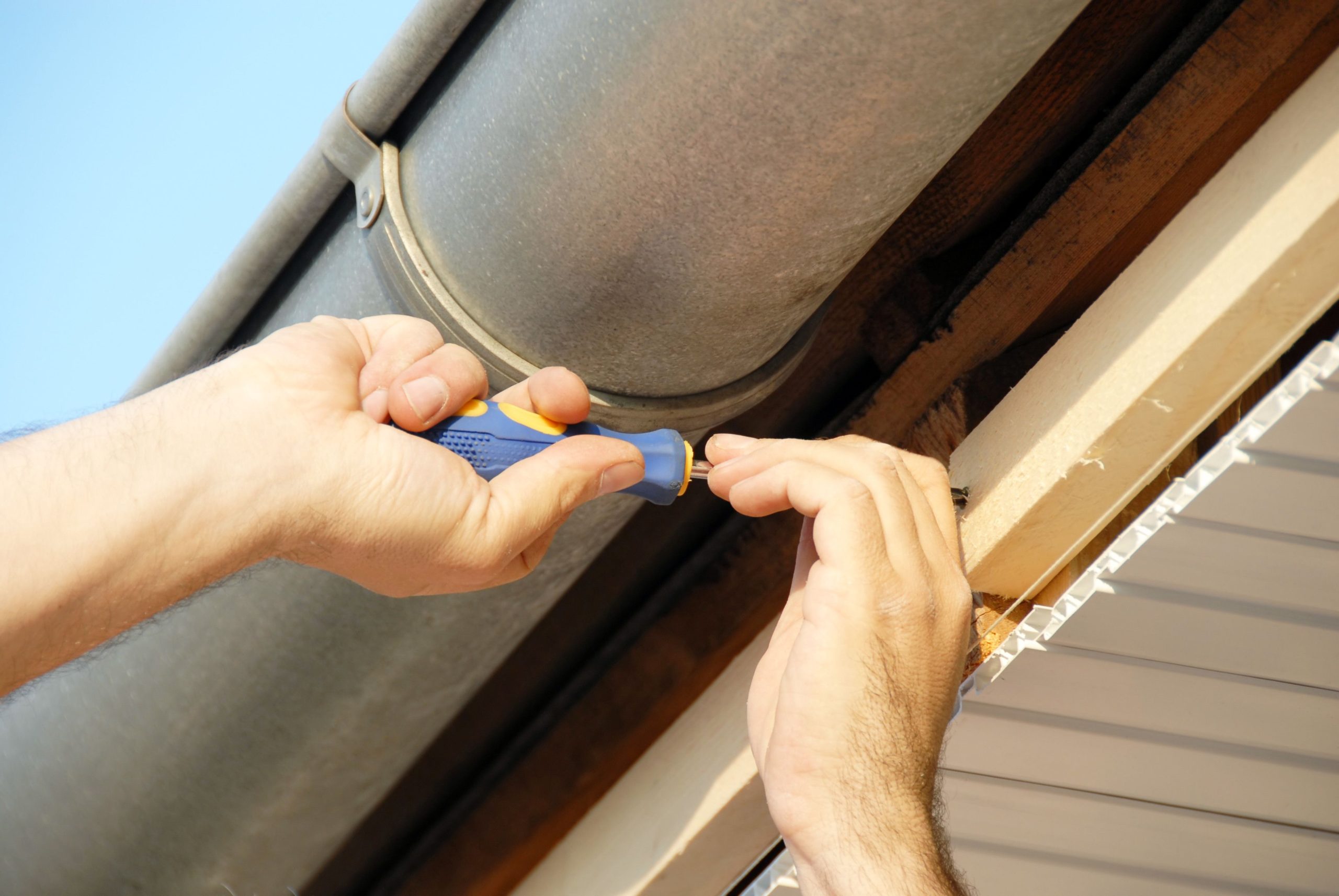 Visit Town & Country Seamless Gutters for Copper Gutter Solutions in Guilford, CT